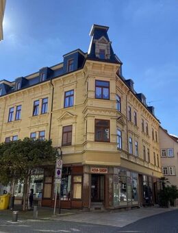 Ein Altbau, wie er im Buche steht - schöne 4-Raum-Wohnung mit Erker - Bad Langensalza