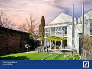 Exklusive Doppelhaushälfte im englischen Stil mit 5 Zimmern und zauberhaftem Garten in Hanau - Hanau (Brüder-Grimm-Stadt)