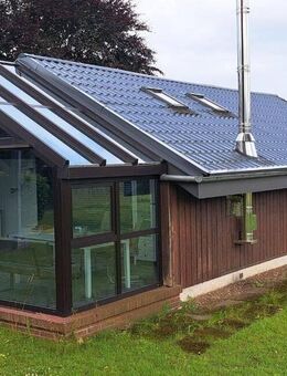 Freistehendes Einfamilienhaus mit Wintergarten in idyllischer Lage - Schafstedt