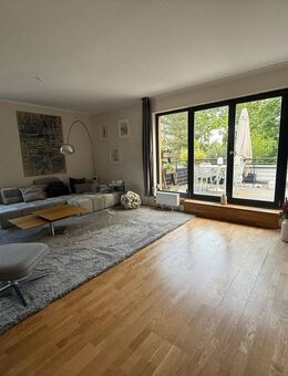 Sensationelle Dachgeschosswohnung 6 Zimmer direkt am Waldrand - Berlin