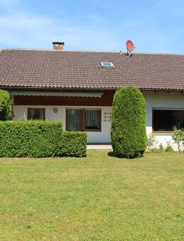 NEU! Gemütliches Landhaus mit viel Platz! - Germaringen