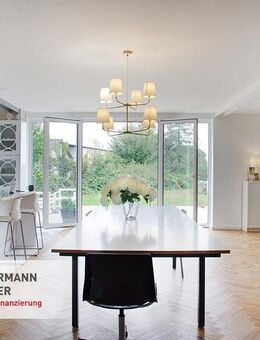 Mehrgenerationenhaus im Villen-Stil mit viel Potential und mitten im Grünen - Hilgermissen