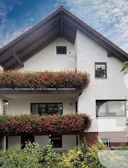 Gepflegtes Einfamilienhaus mit Einliegerwohnung in Woffenbach - Neumarkt (Oberpfalz)