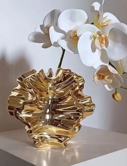 Kleine goldene Vase - Dresden
