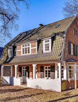 Romantische, aufwendig sanierte Altbau-Villa mit Veranda in Elbnähe - Hamburg