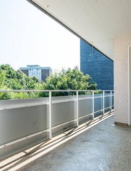 Renovierte, helle 3,5-Zimmer-ETW in RTG-Mitte - für Familien und Wohngemeinschaften! (+Garage) - Ratingen