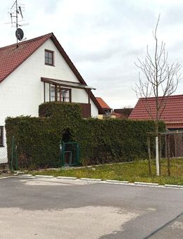 Attraktives EFH für Selbstnutzer & Kapitalanleger in guter Lage von Bergkirchen/Feldgeding - Bergkirchen