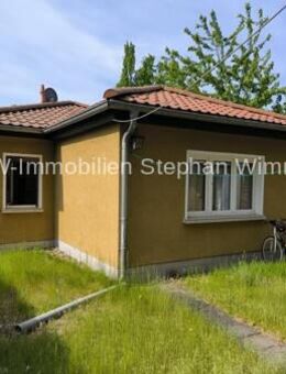 Berlin-Altglienicke Bungalow - Einfamilienhaus mit schönem großem Garten und viel Nebengelass - Berlin