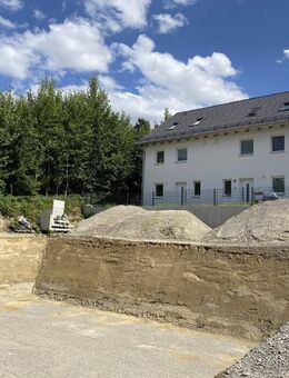 Geräumige Doppelhaushälfte mit Garage in Fahrenzhausen zu erwerben! - Fahrenzhausen