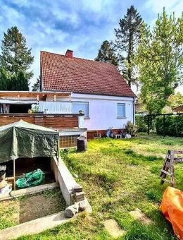 Wohnen mit Lebensqualität: Einfamilienhaus in Potsdam mit Garten & Pool - provisionsfrei - Potsdam