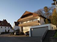 Zweifamilienhaus mit integrierter LKW-Garage - für Handwerker, Wohnmobilisten und Familien - Althütte