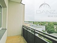 Bezugsfreie Familien-Wohnung ganz oben mit Weitblick, Balkon und Stellplatz - Berlin