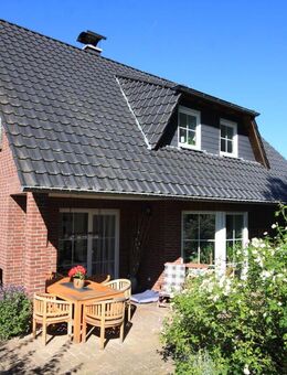 Sehr schönes Einfamilienhaus mit bester Ausstattung auf zauberhaftem Südwestgarten - Falkensee