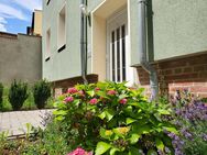 In der Freiraumgalerie: Moderne Wohnung mit Einbauküche - Halle (Saale)