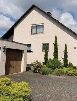 - RESERVIERT -Einfamilienhaus mit Gewerbenutzungsanteil, Einliegerwohnung und viel Potential - Babenhausen (Hessen)