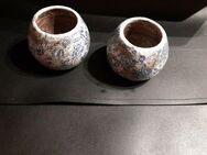 2 Teelichthalter als Set Rustikal Ton Farben grau blau Höhe ca. 8cm Öffnung 6cm - Essen