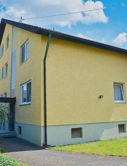 3 Wohnungen + 1 Büro/Praxis, ruhige Lage in Pfuhl, Doppelgarage, Garten, Keller, Stellplätze - Neu Ulm