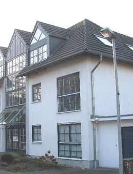 Schöne Dreizimmerwohnung in guter Lage zu vermieten - Bergisch Gladbach