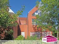 sanierte 2-Zimmer-Wohnung mit Dachterrasse in Eutin - Eutin