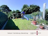 Reihenhaus in Bühl-Schuchsfeld mit traumhaftem Garten, Garage und Stellplatz. Ideal für Familien. - Bühl