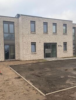 Penthouse-Wohnung in ruhiger Lage, Erstbezug - Berne