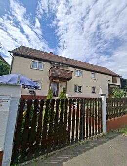 Platz für Generationen - Zwei Wohnungen im charmanten Altbau - Bad Kissingen