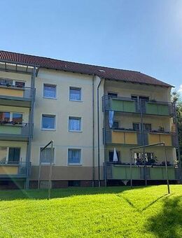 + 2 Zimmer mit Balkon + - Seesen