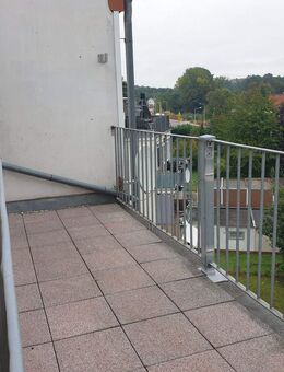 Wohnen über den Dächern Zwickaus mit großem Balkon - Zwickau
