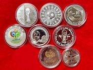 8 Silbermünzen und -Medaillen Fußball WM 2006 - Mannheim