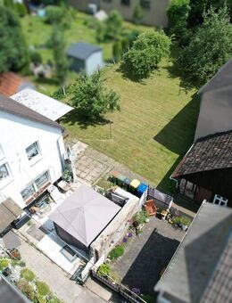 Zwei Wohnhäuser mit Garten - direkt in der Kernstadt Beverungen - Beverungen