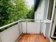leerstehende Wohnung mit Balkon in saniertem Haus in Zollstock - Köln