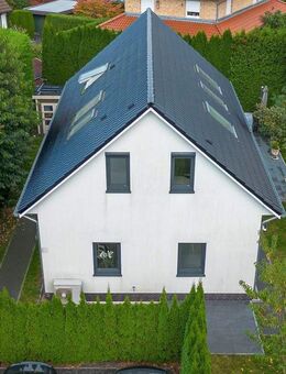 Stilvolles und großzügiges Effizienzhaus in Norderstedt-Friedrichsgabe - Norderstedt