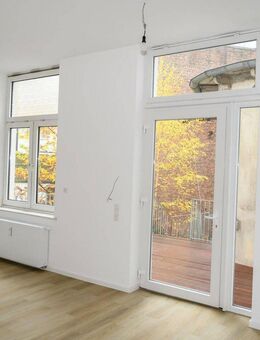 Neu renovierte, große Wohnung mit Einliegerwohnung zu vermieten - Solingen (Klingenstadt)