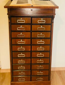 Apothekerschrank, Schubladenschrank antik, Marke Vesuv, Industrie Design, Augenweide - Gundelsheim Zentrum