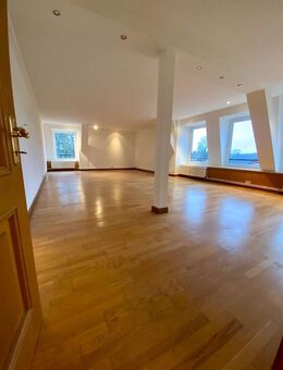 Großzügige 3-Zimmer-Wohnung im Ortskern von Bergstedt - Hamburg