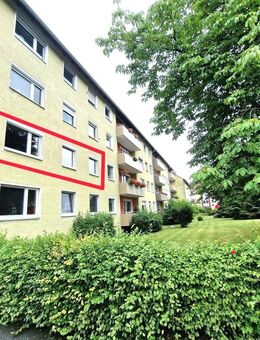 Schöne Eigentumswohnung mit Einbauküche und Garage zu verkaufen - Hof
