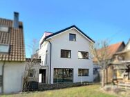 KFW 55 AUSBAUHAUS mit Terrasse und Balkon - Walheim