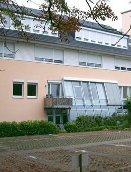 Souterrainwohnung mit Freisitz/Balkon direkt am Kurpark - Bad Sassendorf