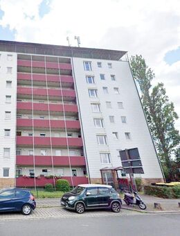 Gepflegte 2,5-Zimmer-Eigentumswohnung mit Balkon - Nürnberg