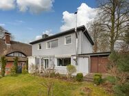 Einfamilienhaus mit Einliegerwohnung in bester Nachbarschaft wartet auf Sie - Aumühle