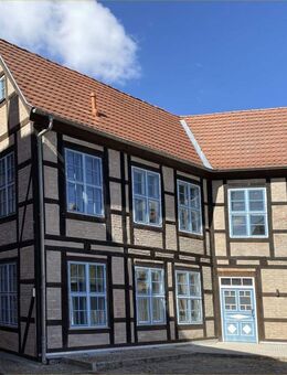 BUSCH-IMMOBILIEN ~ Traumwohnung am Domplatz - Luxusausstattung! - Güstrow