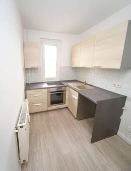 Schicke 2-Raumwohnung mit Einbauküche - Helbra