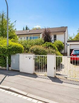 HEGERICH: Charmantes Reihen-Eckhaus mit viel Potential in Aubing - München