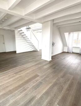 KL-City-Nähe Fußgängerzone - Großzügige 2-Zimmer-Dachgeschosswohnung mit zwei Balkonen - Kaiserslautern