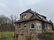 Sanierungsfähiges großes Einfamilienhaus - gegenüber der Lucas Mühle e.V. - Giersleben