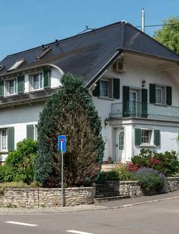 Charmantes Landhaus mit parkähnlichem Grundstück in idyllischer Lage von Habkirchen - Mandelbachtal