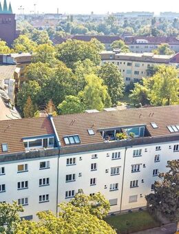 Renovierte Dachgeschosswohnung in Schmargendorf - Grenze Grunewald - Berlin