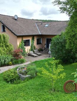 Stilvolles Dreifamilienhaus mit Fernblick in exklusiver Lage von Hermannrode - Neu Eichenberg