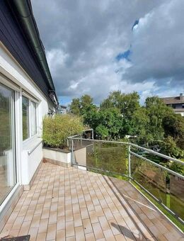 2,5 R. Maisonettewohnung mit Balkon, in ruhiger Grünlage in Essen-Borbeck - Essen