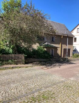 Unsaniertes Einfamilienhaus in Berga-Wünschendorf - Berga (Elster)